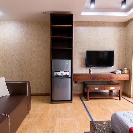 Reddoorz Plus @ Nguyen Trai Street Ho Chi Minh City Exterior photo